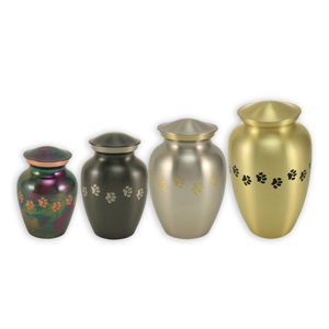 Classic Paw Series Urn Image